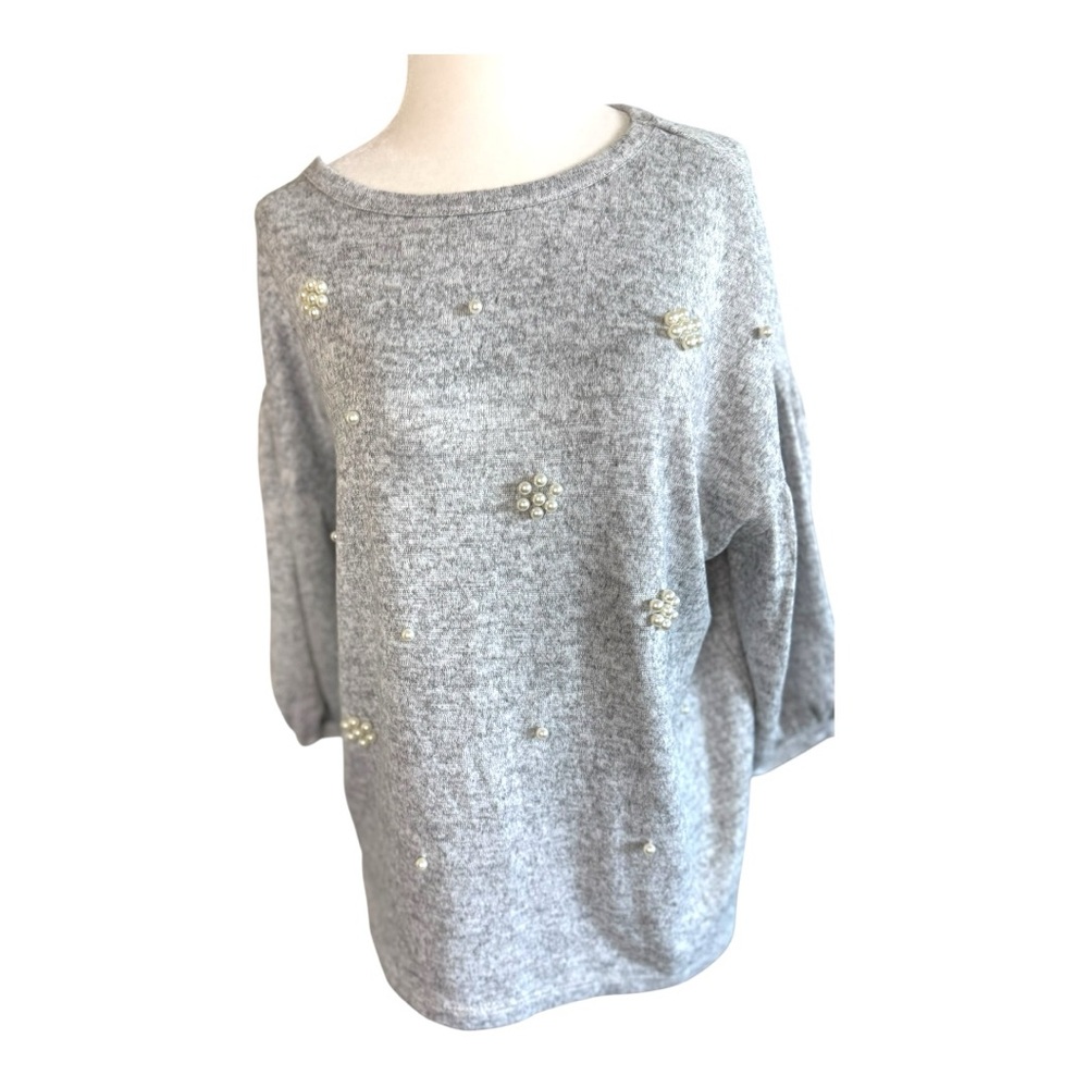 Love Scarlett Pearl Embellished Light Gray Knit Top